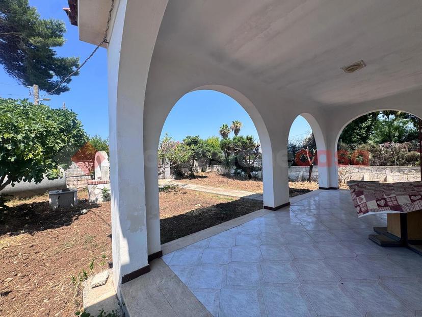 Villa in Viale dei Vasai  Snc, Pulsano — foto 4 di 5