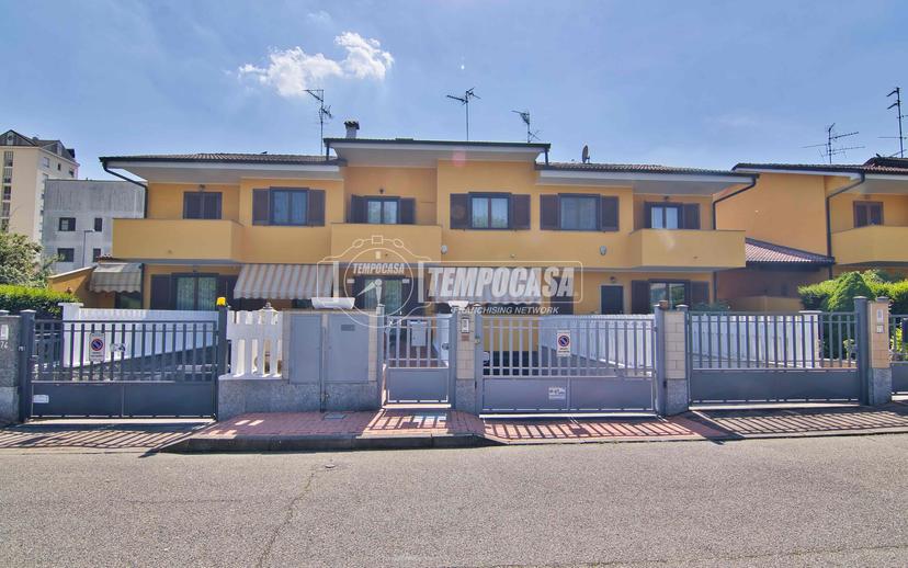 Villa a schiera, Vercelli — foto 4 di 5