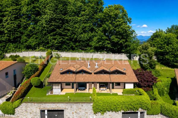 Villa bifamiliare in Via della Torretta 6, Gazzada Schianno — foto 2 di 5
