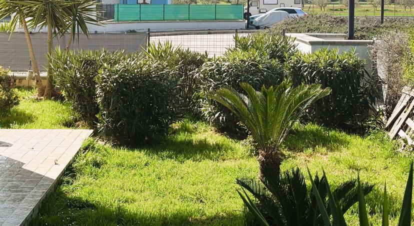 Quadrilocale in Via dei Campi 10, Roseto degli Abruzzi — foto 3 di 5