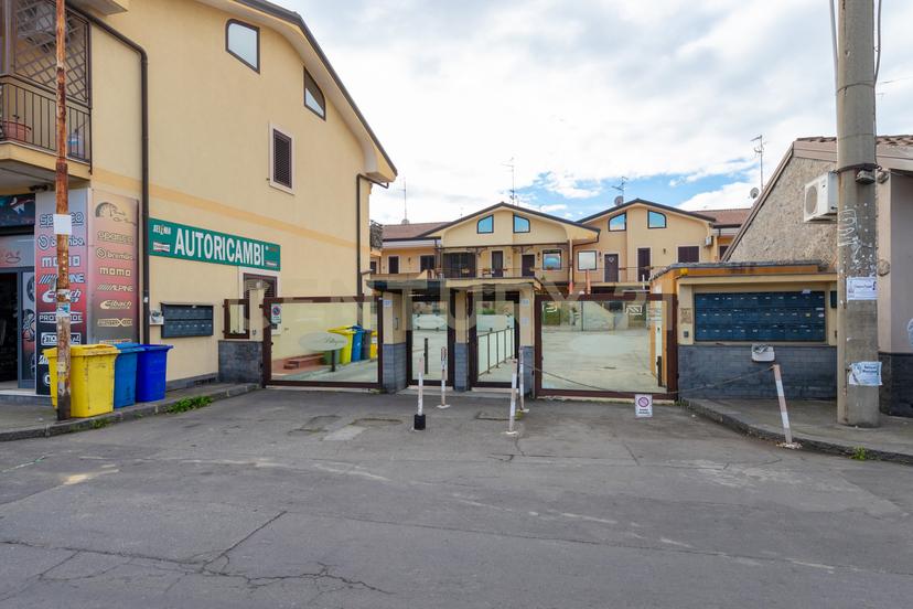 Villa in Via Emanuela Setticarraro 59, Belpasso — foto 5 di 5