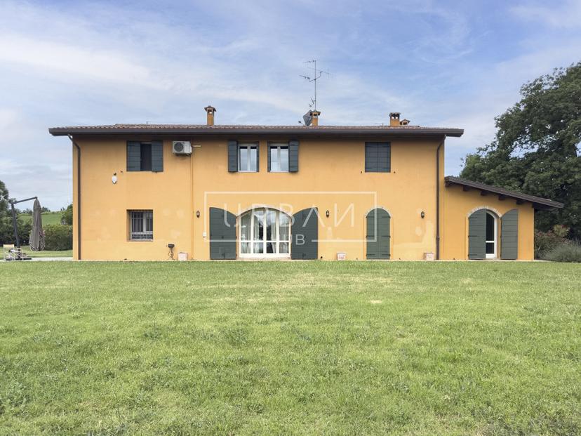 Villa unifamiliare in Via Cavaliera, Forlì — foto 3 di 5