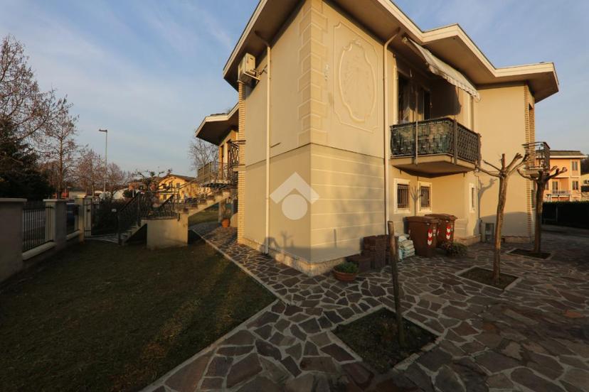 Villa in Via Unione Europea 22, Marmirolo — foto 2 di 5