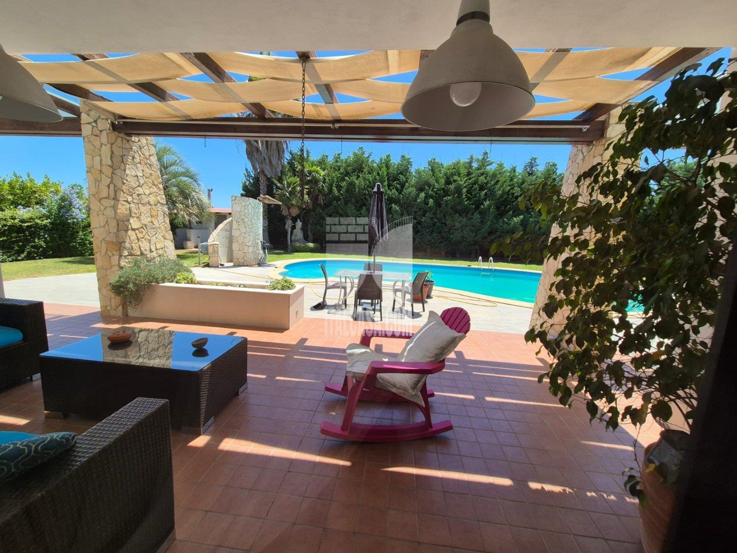 Villa in Via dei Melograni, Crotone