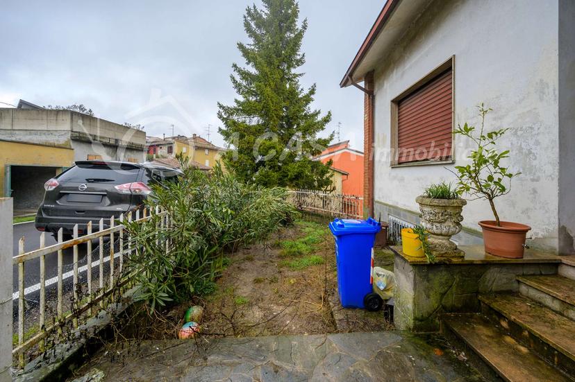 Villa unifamiliare in Strada Provinciale di Mulazzano 62, Lesignano de' Bagni — foto 4 di 5