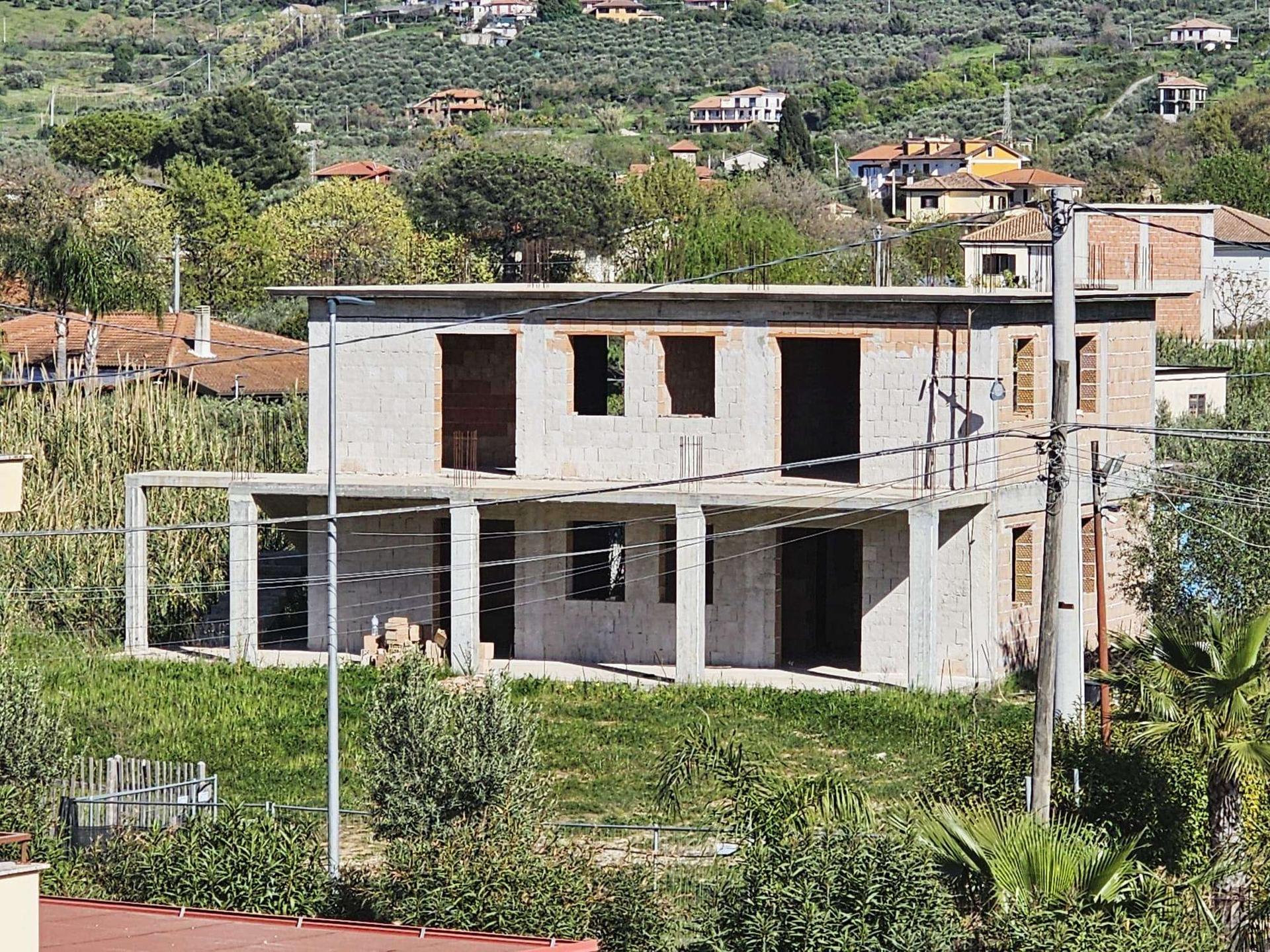 Casa indipendente in Via Santa Rosa, Castellabate