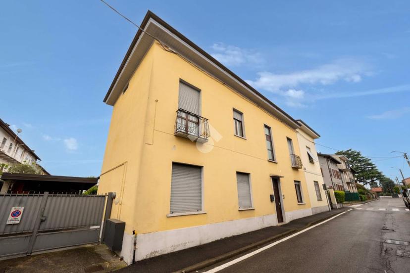Bilocale in Via Monte Grappa 5, Giussano