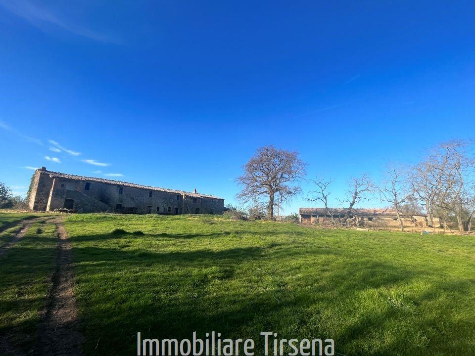 Casale, Acquapendente