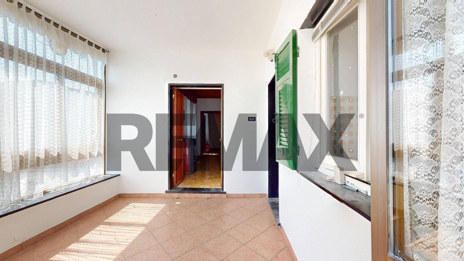 Casa indipendente in Via Serro 4, Avegno