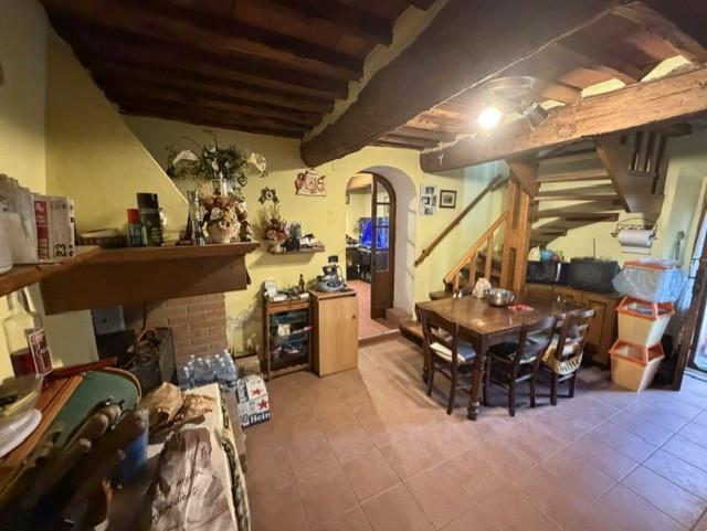 Terratetto, Calci