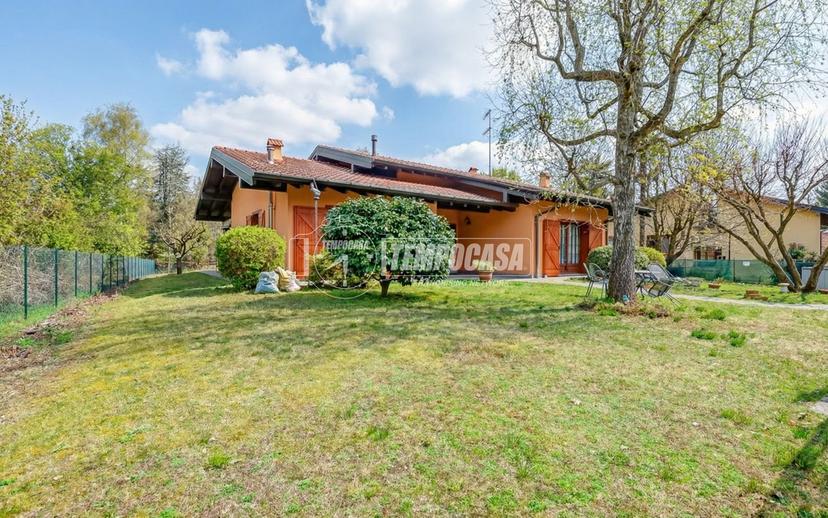 Casa indipendente in Via Cima Campagna, Comabbio — foto 3 di 5