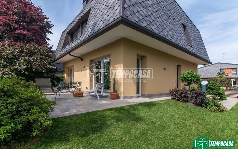 Villa in Viale Sempione, Arese — foto 4 di 5