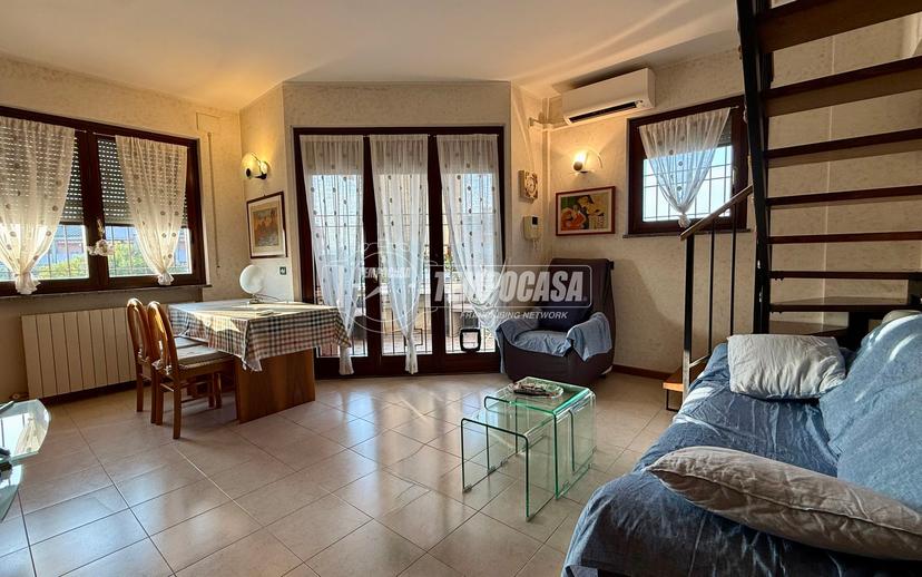 Trilocale in Via Corridoni 7, Cologno Monzese
