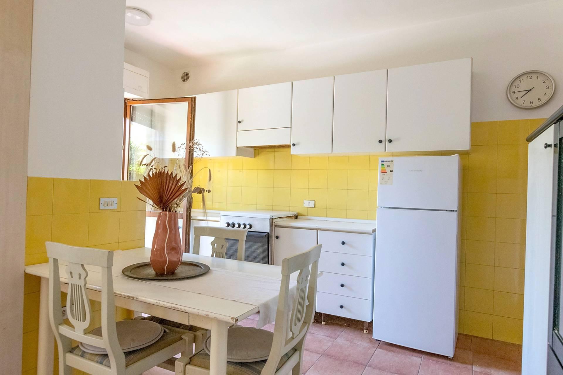 Trilocale in Via Golgi 25, San Benedetto del Tronto