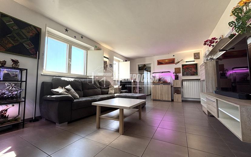 Villa in Via Guido Bobba, Cigliano — foto 2 di 5