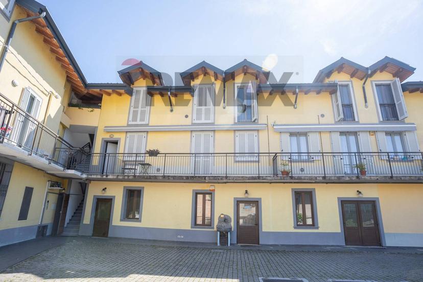 Trilocale in Via Corridoni 4, Gavirate — foto 5 di 5