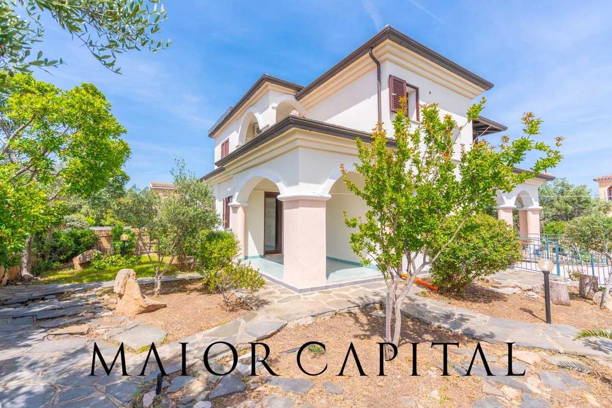 Casa indipendente, San Teodoro