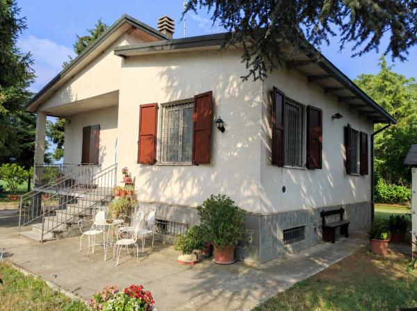 Villa in Strada Filippo di Borbone 66, Parma