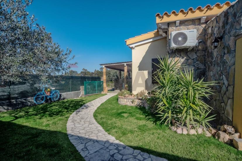 Villa in Via Coros 14, Castiadas — foto 4 di 5