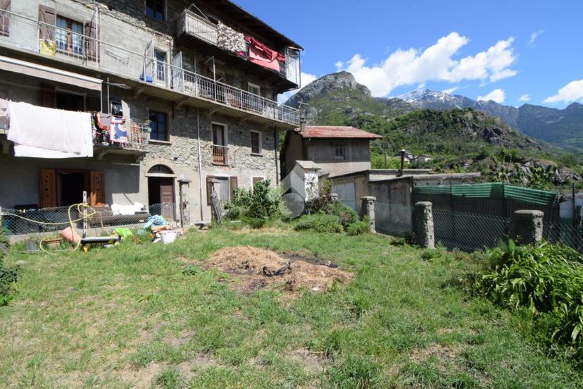 Rustico in Strada Chameran Alta, Châtillon — foto 2 di 5
