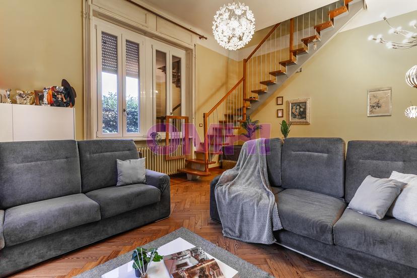 Villa unifamiliare in Corso Sempione 49, Gallarate — foto 2 di 5