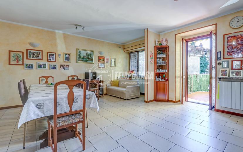 Casa indipendente in Vicolo Chiuso, Taino — foto 5 di 5