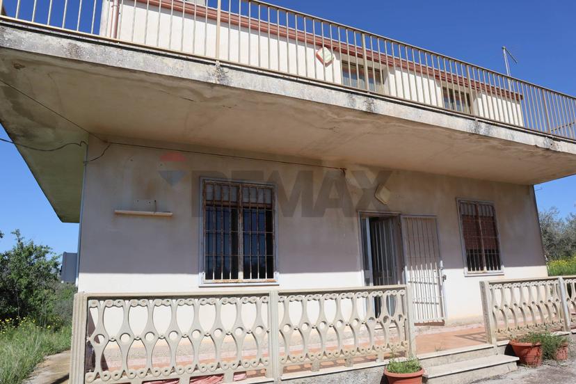 Villa in C.da Roccazzo Snc, Chiaramonte Gulfi — foto 5 di 5
