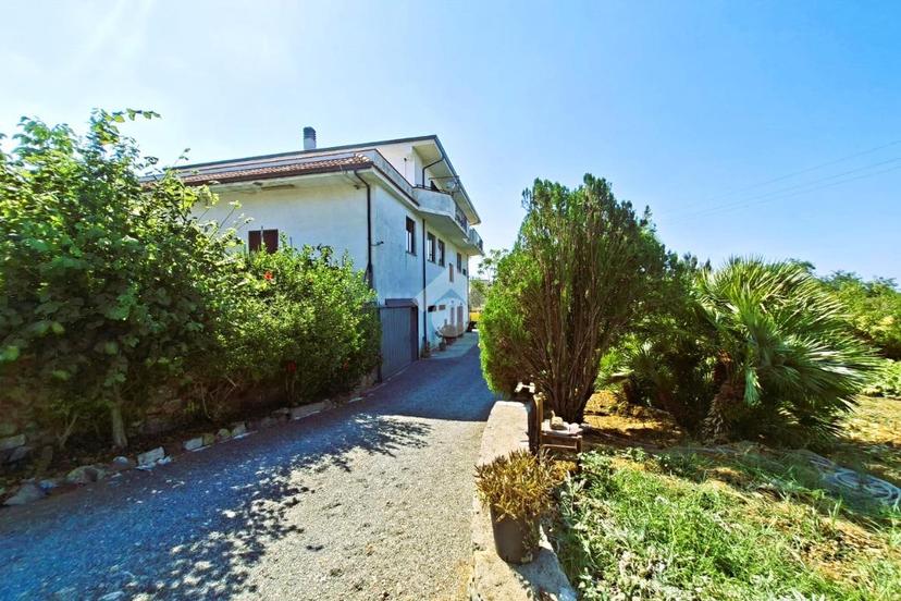 Casa indipendente in Via S. Giorgio, Fuscaldo — foto 3 di 5