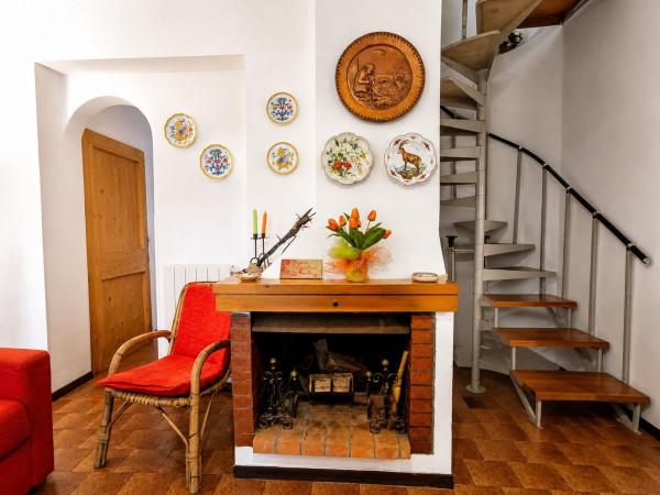 Villa a schiera in Via degli Ontani 16, Valentano — foto 2 di 5