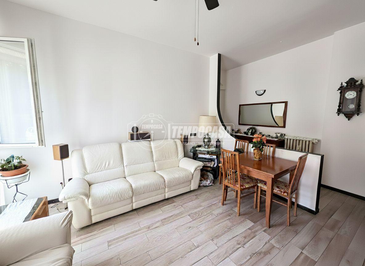 Bilocale in Via Respighi, Monza
