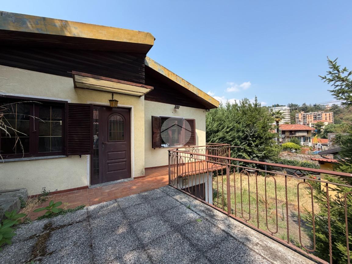 Casa indipendente in Via del Forno 9, Ivrea