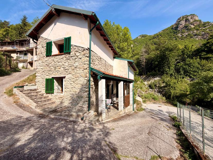 Casa indipendente in Frazione Cantarana, Ormea — foto 4 di 5