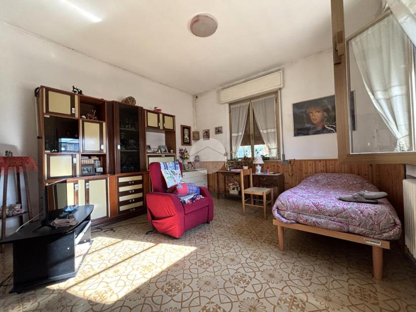 Casa indipendente in V. Fratelli Zuccari 5, Fano — foto 4 di 5