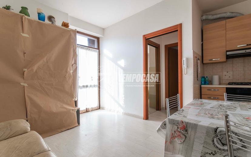 Bilocale in Via Cavour 2, Oltrona di San Mamette — foto 2 di 5