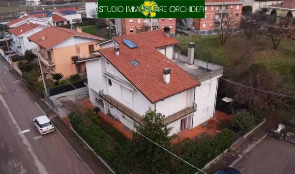 Villa bifamiliare in Via G. Faini, Santarcangelo di Romagna — foto 4 di 4