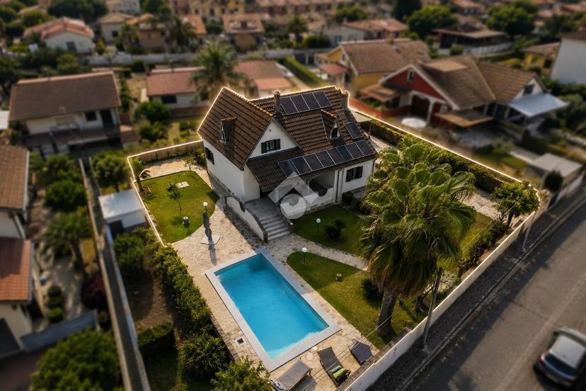 Villa in Via Treviso 6, Ardea