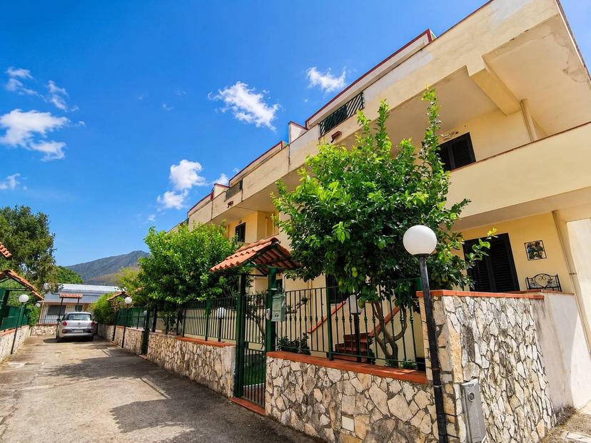 Villa a schiera in Via Gianfrotta 79, San Prisco — foto 2 di 5