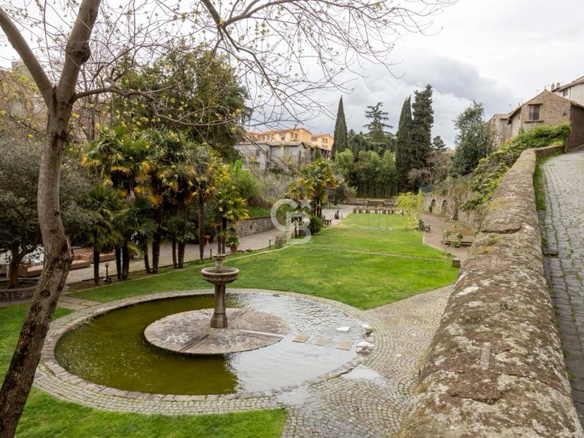 Casa indipendente in Via Vallecupa 13/15, Viterbo — foto 2 di 5