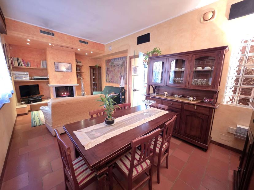 Villa unifamiliare in Via Lamarmora, Sirmione — foto 3 di 5