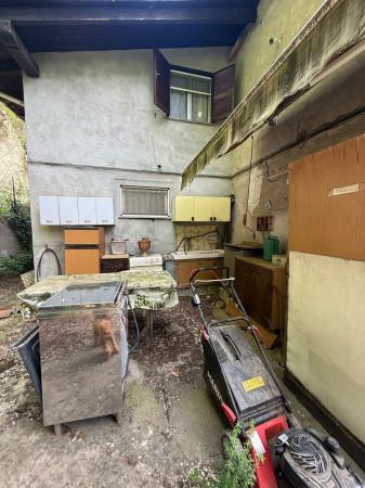 Villa a schiera in Frazione Salata, Mongiardino Ligure