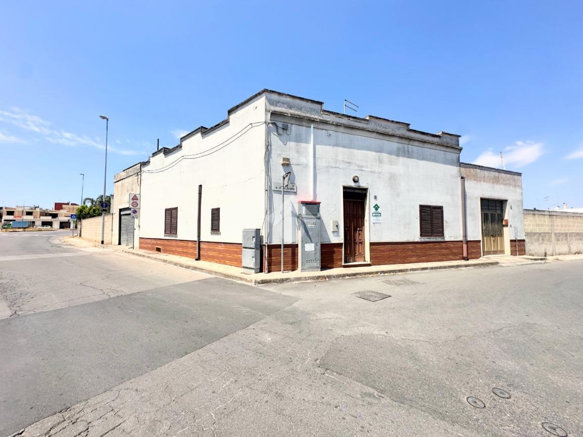 Casa indipendente in Via Salvo d'Acquisto 2, Manduria