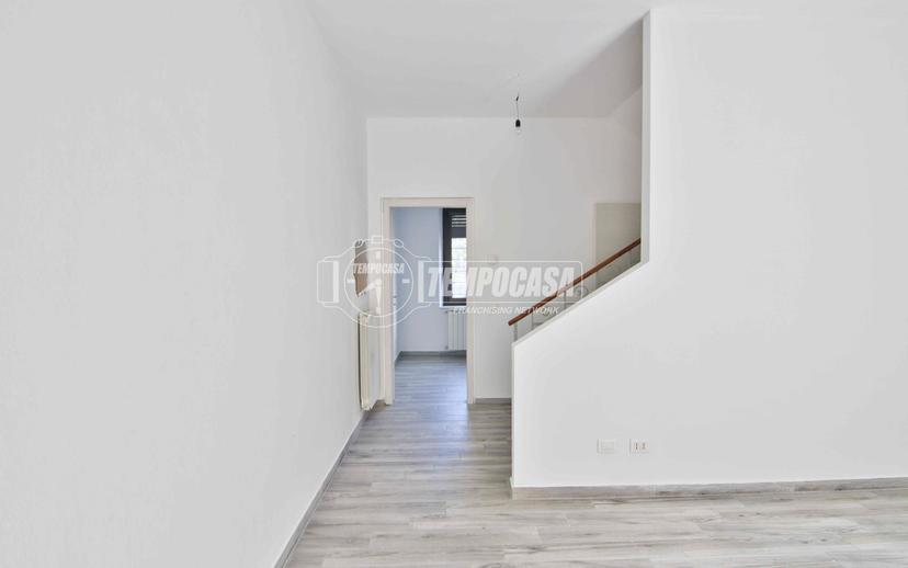 Casa indipendente, Galliate — foto 4 di 5