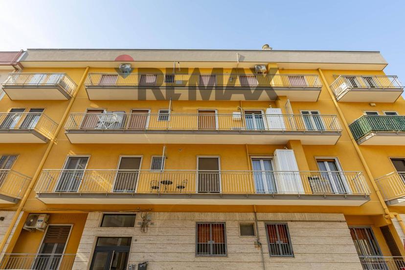 Quadrilocale in Via Duca degli Abruzzi 18, Mola di Bari — foto 4 di 5