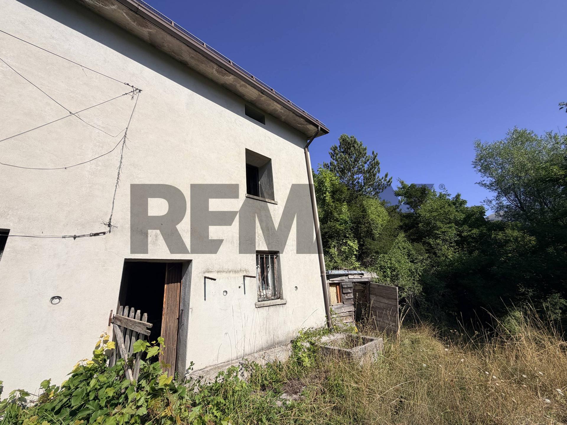Rustico in Via degli Spineti Snc, Opi