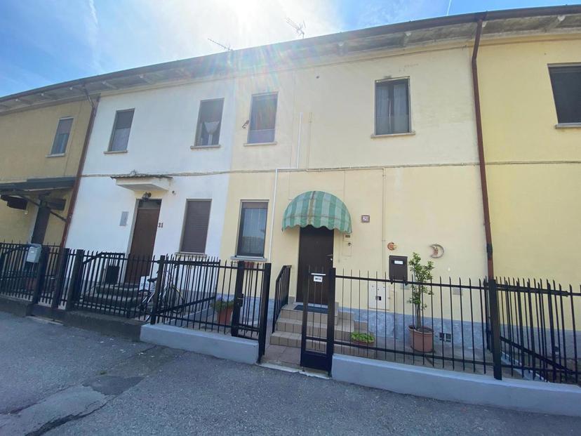 Casa indipendente in Via Rovelleto  29, Gambolò — foto 5 di 5