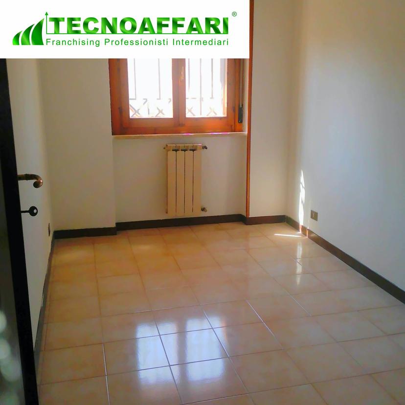 Trilocale in Via Ignazio Silone 4, Tivoli — foto 4 di 5