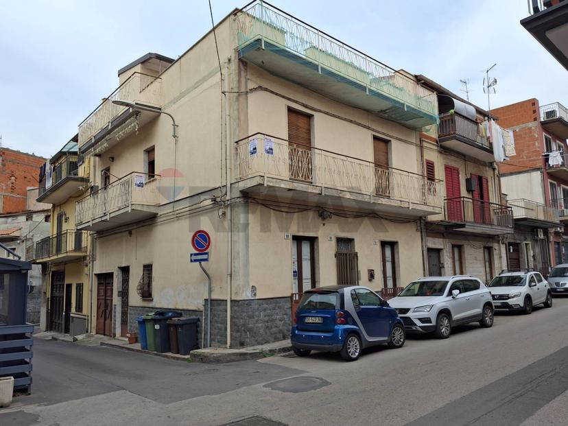 Casa indipendente in Via Caltanissetta 35, Paternò — foto 2 di 5