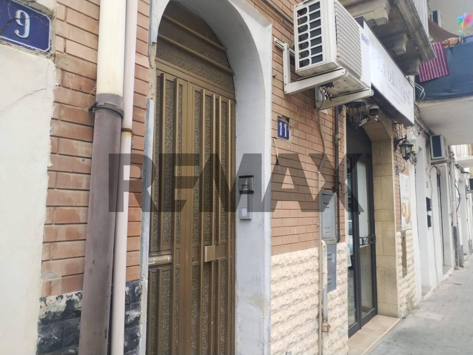 Bilocale in Via Madonna della Via 11, Caltagirone