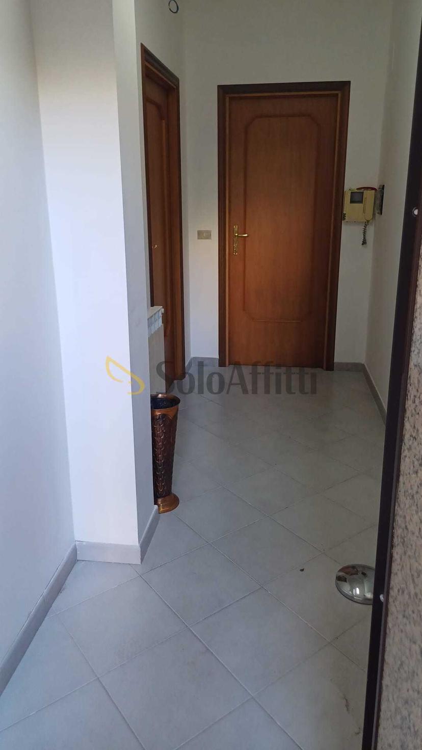 Bilocale in Via Reggio Campi II Tronco 135, Reggio di Calabria — foto 2 di 5