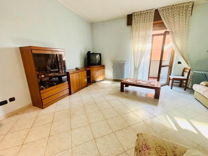 Quadrilocale in Via S. Francesco d'Assisi 10, Monza — foto 4 di 5